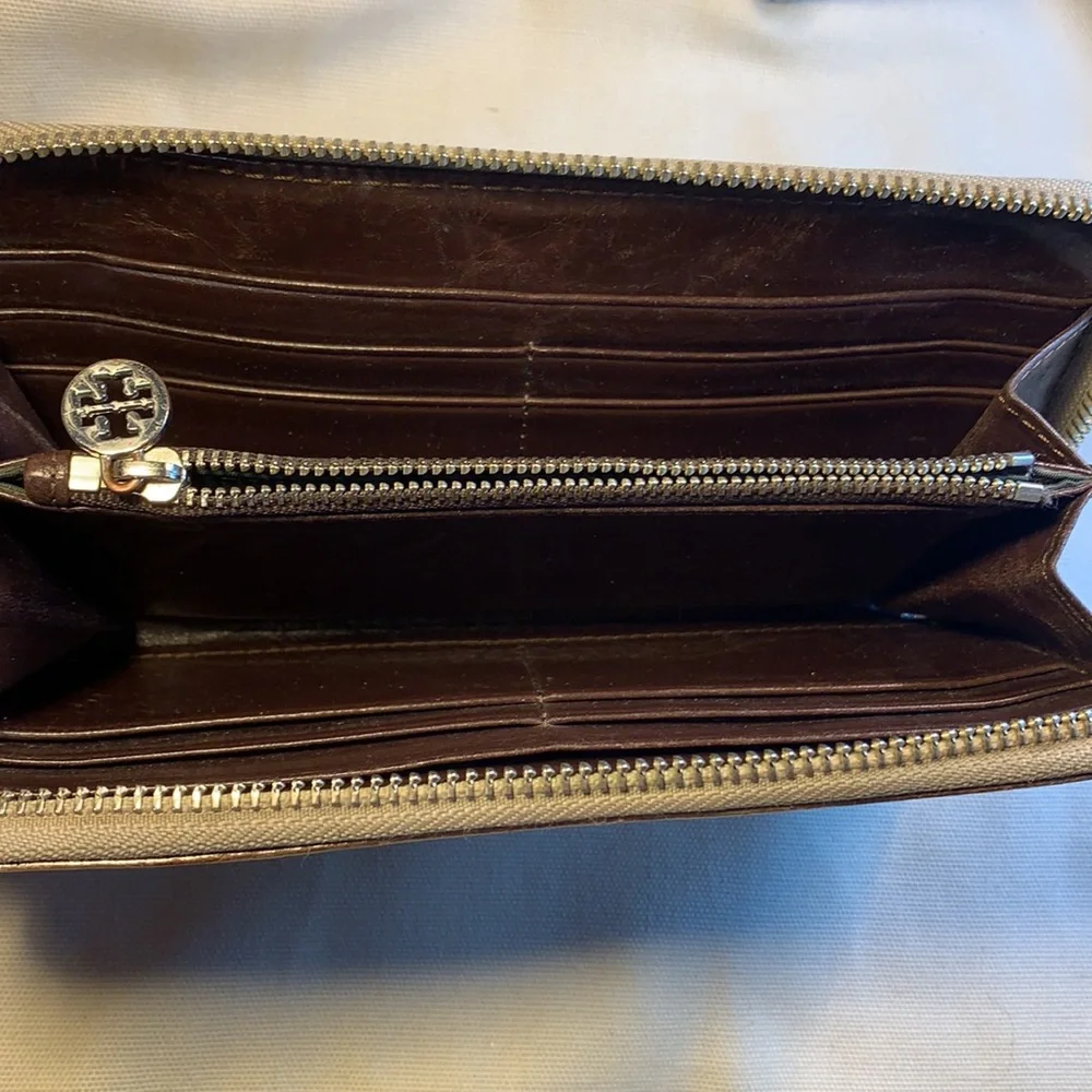 Tory Burch leather large wallet